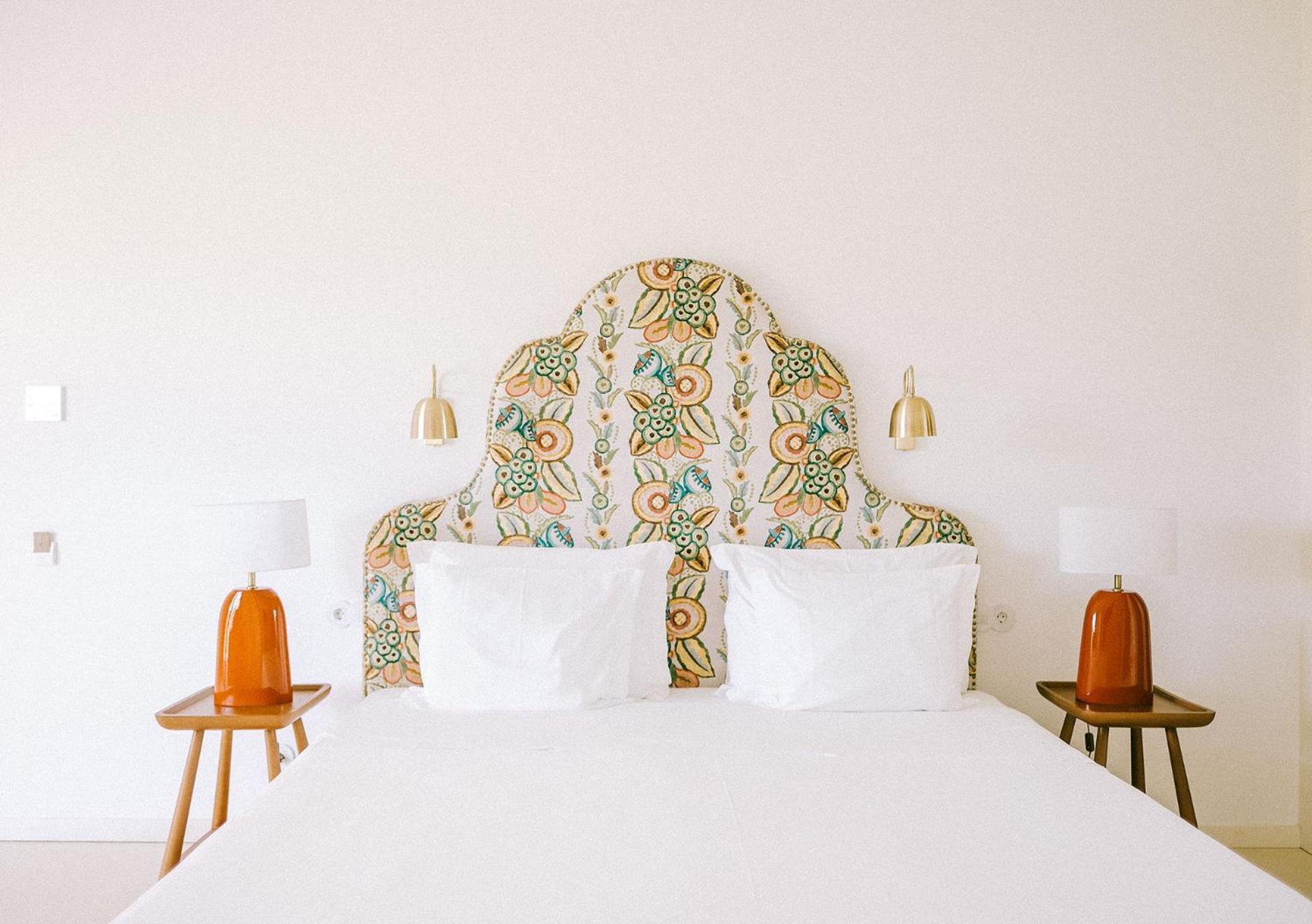 Praia Do Canal Nature Retreat - Small Luxury Hotels Of The World Aljezur Dış mekan fotoğraf A bed with a headboard